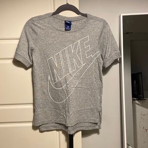 Nike workout tee